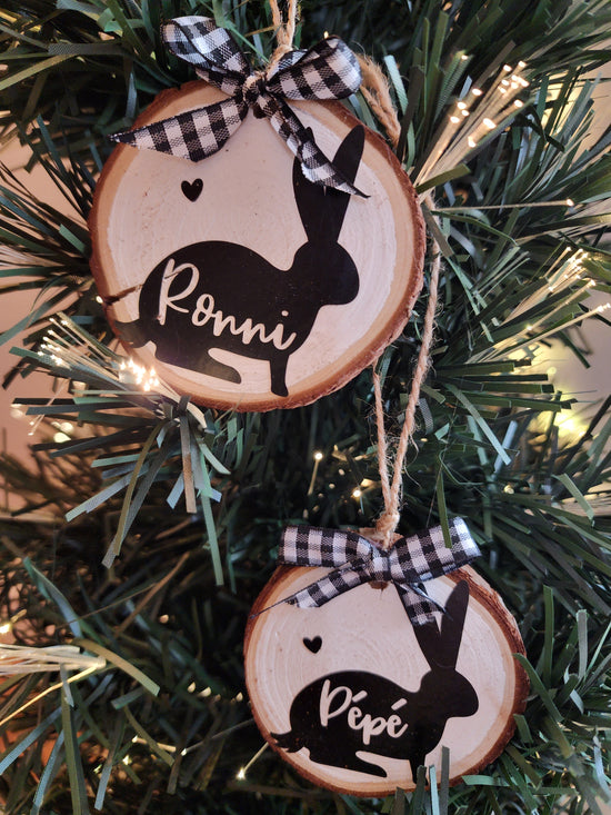 Load image into Gallery viewer, Personalized wooden ornament - Rabbit
